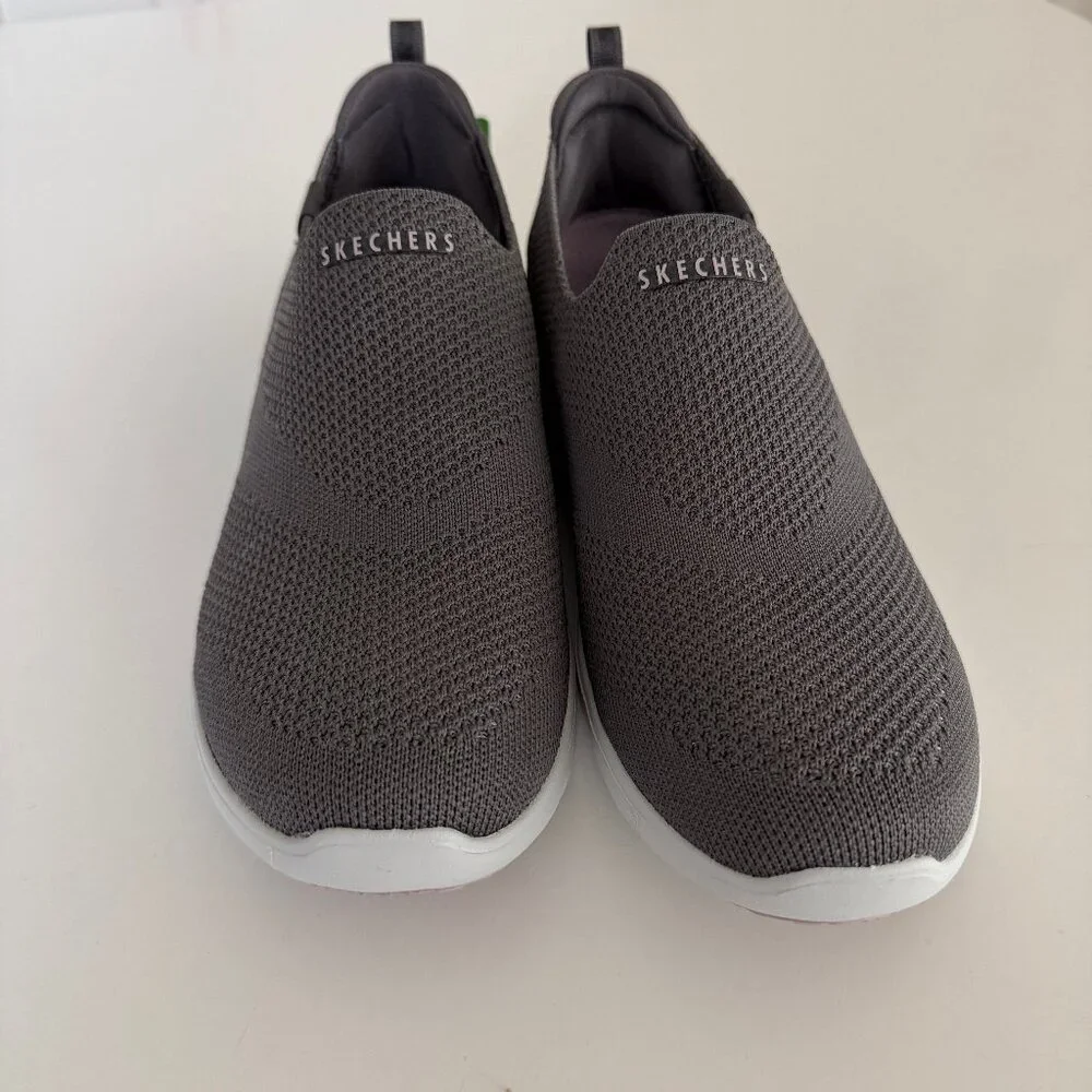 NEW Skechers Women's Arch Fit Refine - Iris Slip On Shoes Size 8 Charcoal - Picture 1 of 3